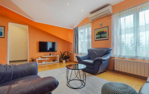 Lovran Apartment | Awesome Apartment In Lovran With Wifi