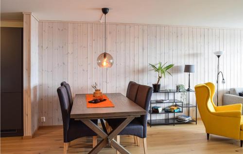 Sjusjoen Apartment | Awesome Apartment In Sjusjøen With Wifi