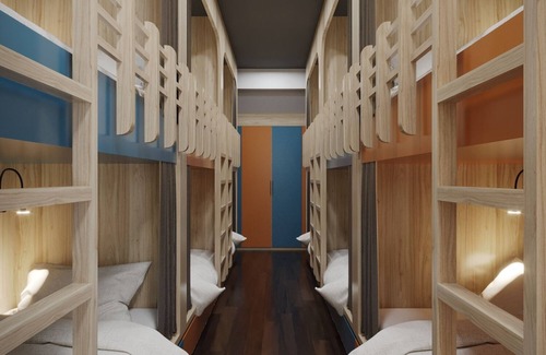 Hang Buom Hotel | Awesome Hanoi Hostel & Pub