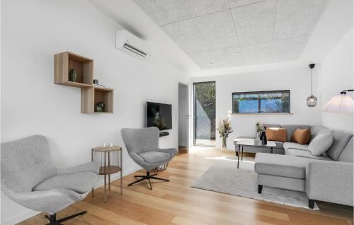 Sandvig House | Awesome Home In Allinge, Dk, With 4 Bedrooms And Wifi