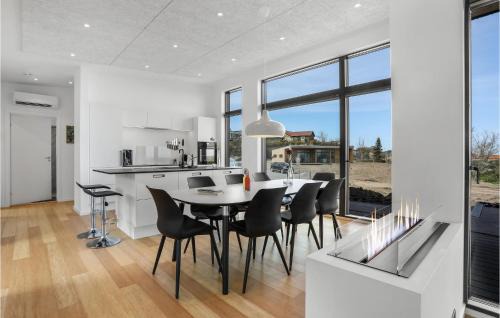 Sandvig House | Awesome Home In Allinge, Dk, With 4 Bedrooms And Wifi