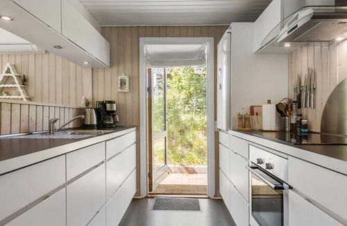 Syddjurs Kommune House | Awesome home in Ebeltoft with WiFi