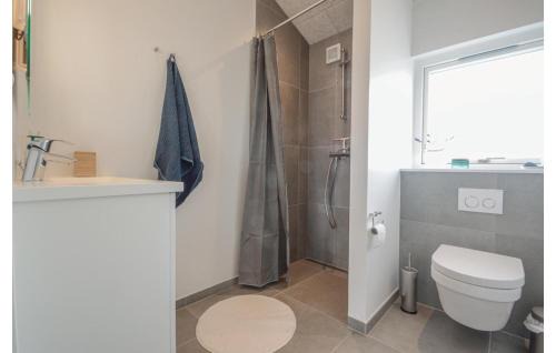 Kelstrup House | Awesome Home In Haderslev With Kitchen