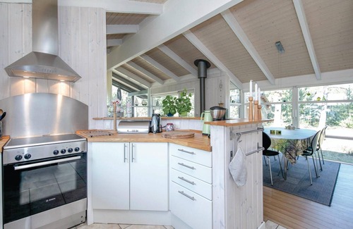 Helberskov Strand House | Awesome home in Hadsund with kitchen