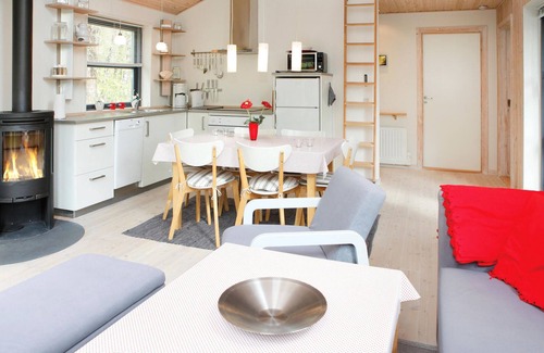 Helberskov Strand House | Awesome home in Hadsund with kitchen