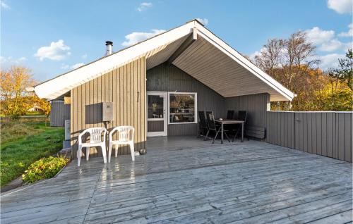 Bork Havn House | Awesome Home In Hemmet With Kitchen