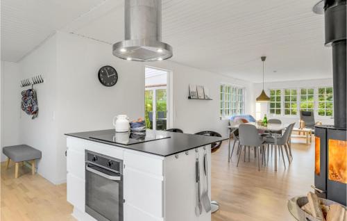 Jægerspris House | Awesome Home In Jægerspris With Wifi