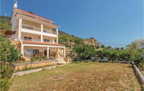 Kaki Thalassa House | Awesome Home In Kaki Thalassa-Keratea With Wifi