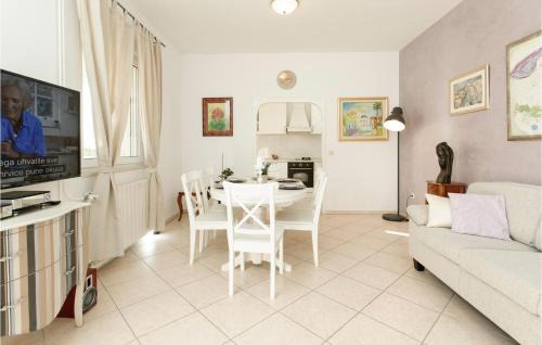 Kastel Sucurac House | Awesome Home In Kastel Sucurac