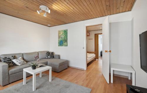 Kegnæshøj House | Awesome Home In Sydals With Wifi