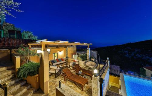 Vinisce House | Awesome Home In Vinisce