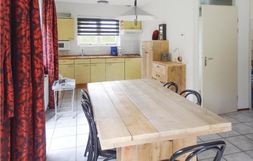 Wemeldinge House | Awesome Home In Wemeldinge With Sauna