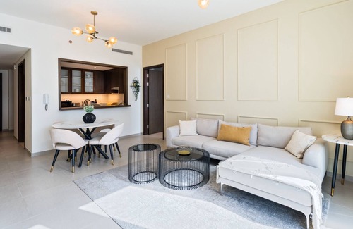 Downtown Dubai Apartment | Aya - Fancy One Bedroom Apartment in Downtown Dubai