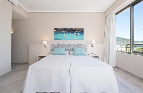 Sant Antoni de Portmany Hotel | azuLine Hotel Llevant