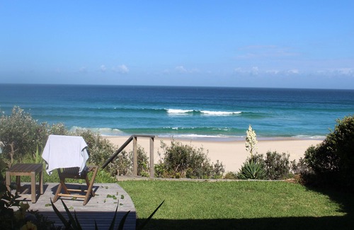 Boomerang Beach House | Azure on the Beach 2 Top 10 Beach House.