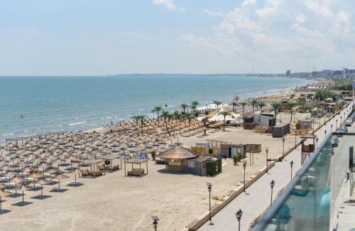 Navodari Apartment | Azzurro Beachfront 2 - Sea View