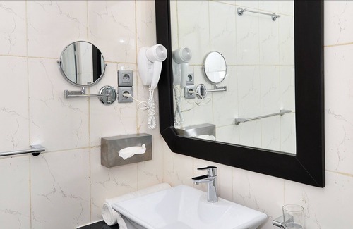 Littoral Department Hotel | Bénin Royal Hôtel