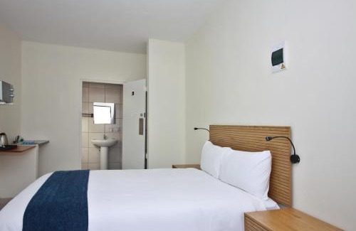 uMhlathuze Bed & Breakfast | B&B Hotel Esikhaleni
