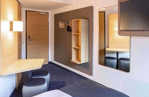 Rhein-Erft-Kreis District Hotel | B&B Hotel Köln-Frechen