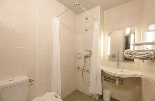 Chasseneuil-du-Poitou Hotel | B&B HOTEL Poitiers (1)
