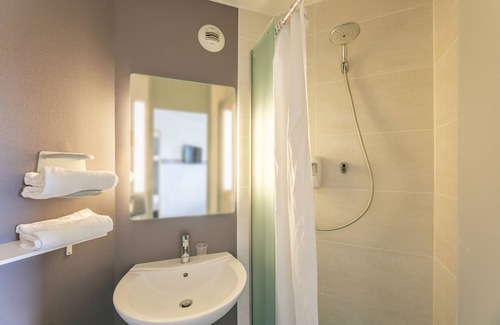 Chasseneuil-du-Poitou Hotel | B&B HOTEL Poitiers (1)
