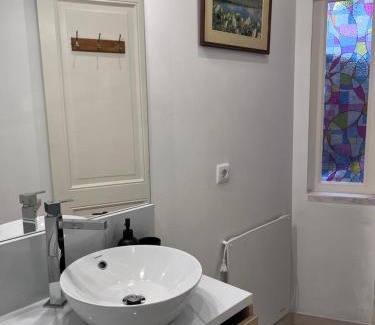 Sao Jorge de Arroios Apartment | B&B in Redondo Residence