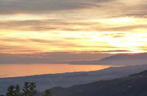Competa Bed & Breakfast | B&B la Madrugada