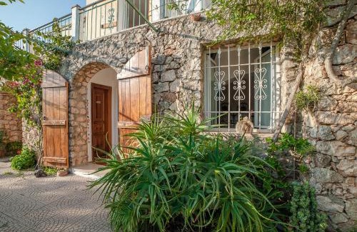 Finale Ligure Bed & Breakfast | B&B Sopra il Borgo