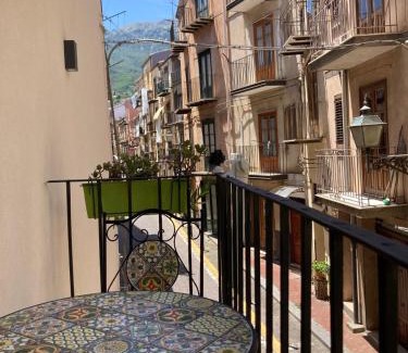 Castelbuono Bed & Breakfast | B&B Tulip Lotus Castelbuono