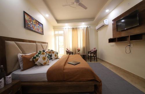 Tapovan Hotel | B2L Hills At Tapoavn