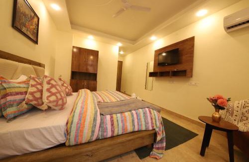 Tapovan Hotel | B2L Hills At Tapoavn