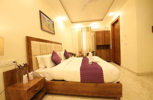 Tapovan Hotel | B2L Hills At Tapoavn