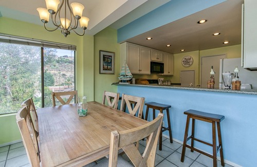 Avalon Condo | B44: 2 Bedroom, 2 Bath Townhome Condo, Balcony with Views, Pool