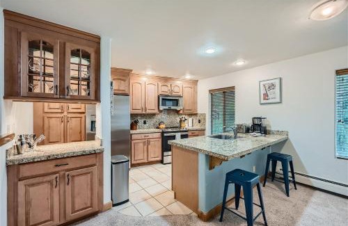 Eagle-Vail Apartment | B9 Cornerstone townhouse