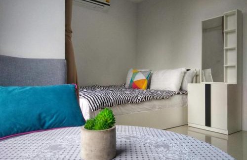 Na Kluea House | Baan der Bruyn SHA