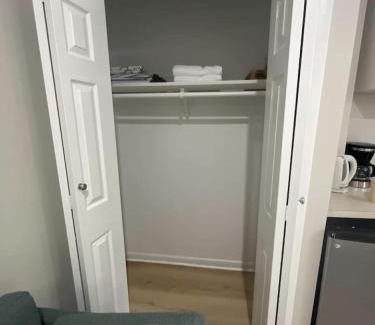 Prudential - St. Botolph Apartment | Back Bay Simple Studio Apartment