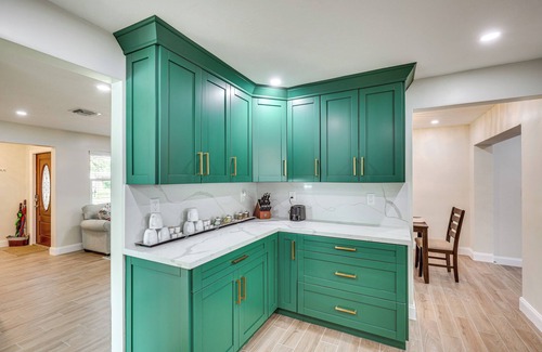 Lauderhill House | Backyard Oasis: Fort Lauderdale Home Near Beach