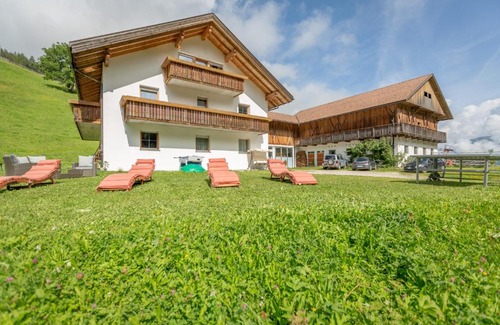 Valdaora Apartment | Bad Bergfallerhof