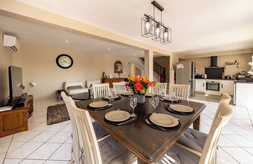 Carosse Villa | Badamier Blanc 5* family villa in st Gille heated pool