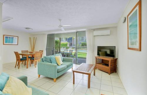 Rainbow Beach House | Baden 65 Rainbow Shores