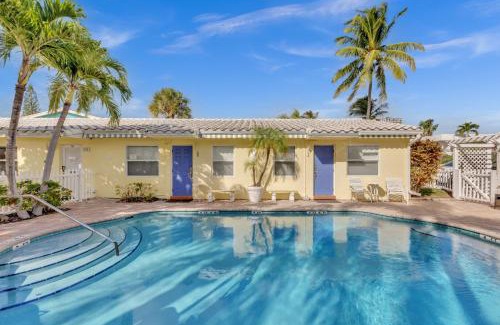 Pompano Beach Apartment | Bahama Beach Club Pompano - Fort Lauderdale - Charming and Cozy Studios & Apartments close to Beach with Pool