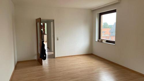 Bad Bevensen Apartment | Bahnhof Suites I 3 Zimmer I Komfort mit Aussicht und 3 Balkonen