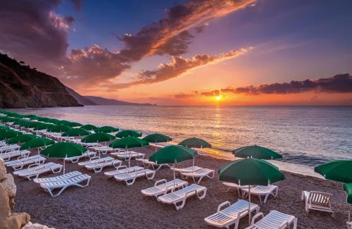 Gioiosa Marea Resort | Baia Calavà Hotel e Residence