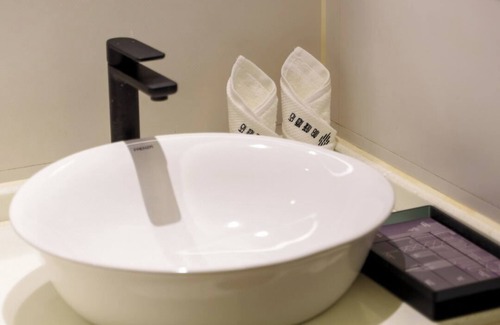 Futian CBD Hotel | Baijin Hotel Shenzhen East store