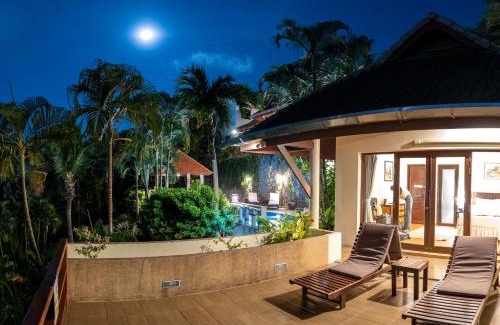 Patong Villa | Baiyok Villa seaview and edge pool