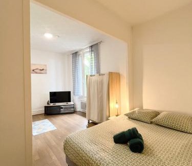 Montlucon Apartment | Balade à Montluçon