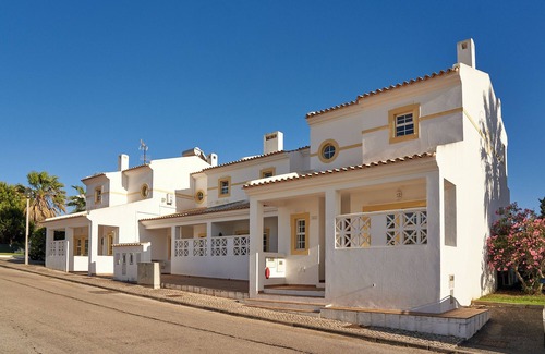 Branqueira Villa | BALAIA PLAZA AL