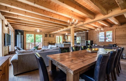 La Cote-d'Arbroz Ski Chalet | BALATA - Charming Chalet with Hot tub and Views
