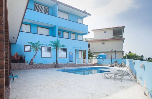 Puntas Apartment | ☼Balcony w/Ocean Views +2 Queens+Laundry☼ Unit B