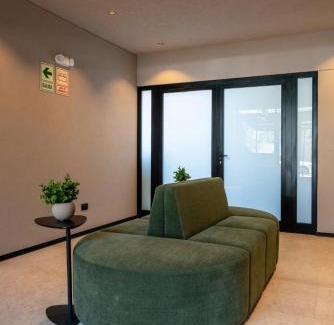 Country Club Apartment | Bansky 1BR by Geko
